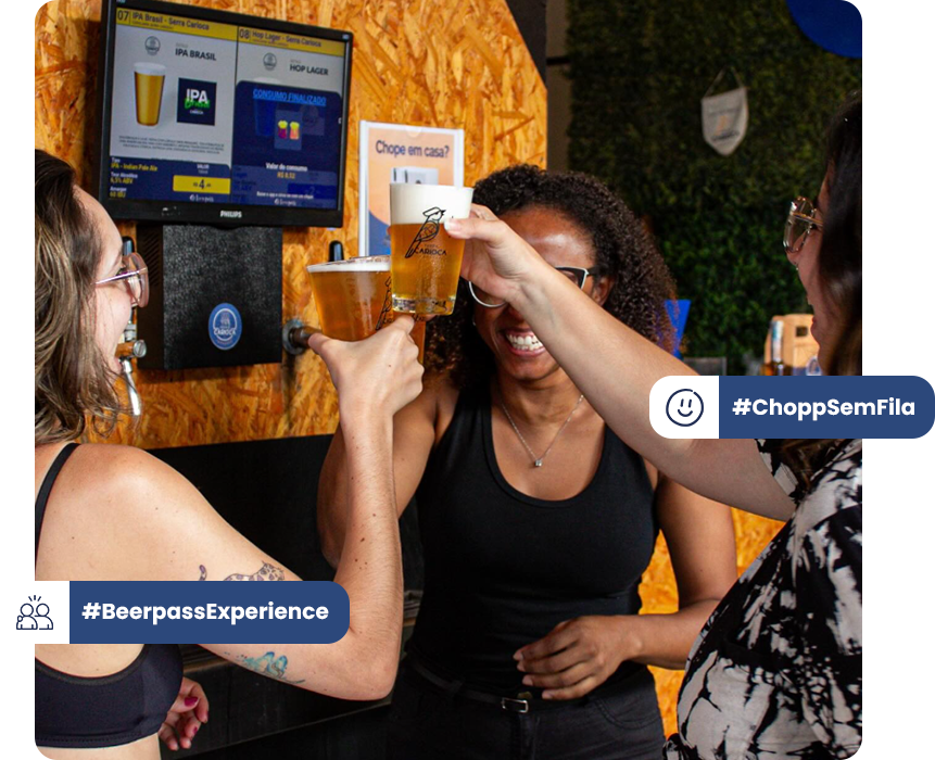 amigas bebendo e usando autosserviço beerpass